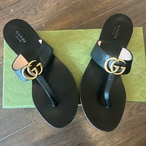 Gucci Marmont leather thing sandal sz 39